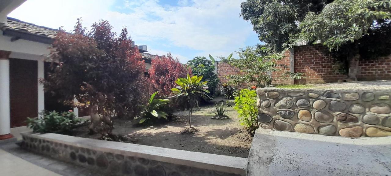 Hotel Boutique Ceiba Real Gigante Exterior photo